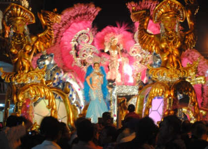 DocumentalCalleArriba